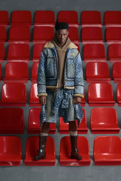 Look 1